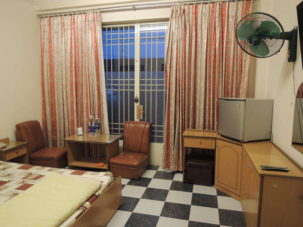 Minh Chau 2 Hotel Da Lat Room photo